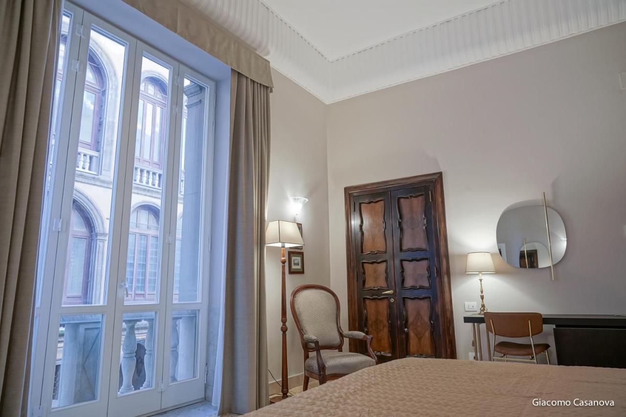 Dimora Donna Elena * Naples